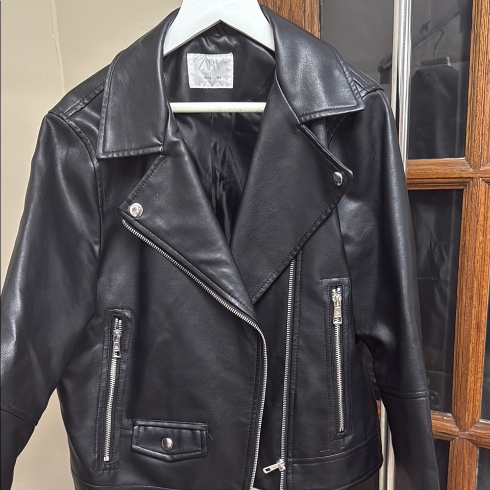 Zara Girls Black Leather Jacket Amazing Condition